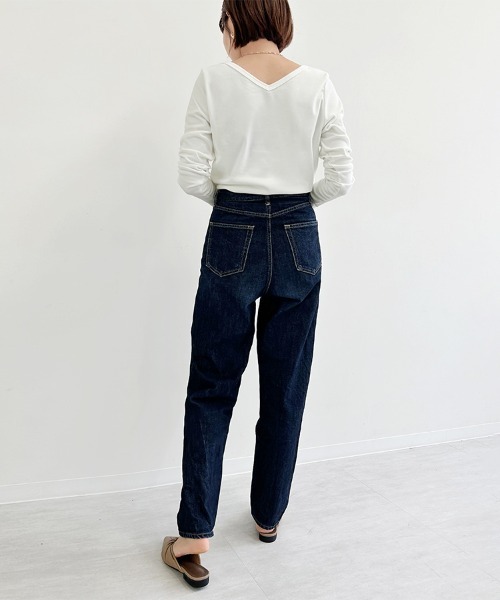 Doux Belle(ドゥーベル)の「裏起毛カットソー バックVネック(Tシャツ/カットソー・レディース・ライトグレー/ホワイト/ベージュ/ネイビー/ブラック・MEDIUM/LARGE)」の18枚目の写真