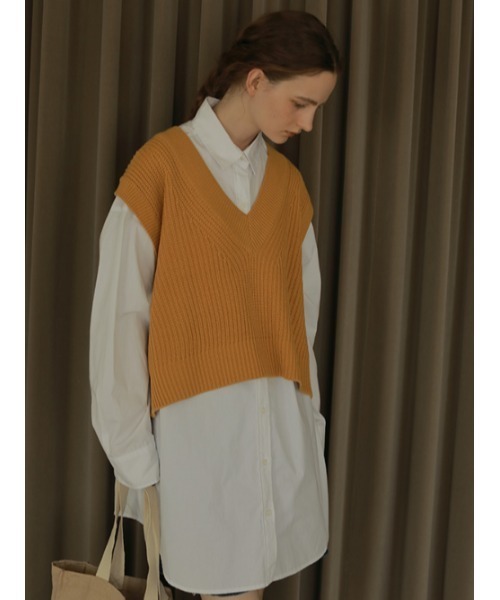 AMAIL（アマイル）の「Bulky deep vest（ベスト・レディース・グレー/ホワイト/マスタード・FREE）」の15枚目の写真