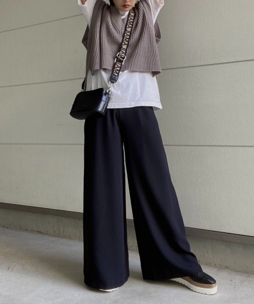 AMAIL（アマイル）の「Bulky deep vest（ベスト・レディース・グレー/ホワイト/マスタード・FREE）」の10枚目の写真