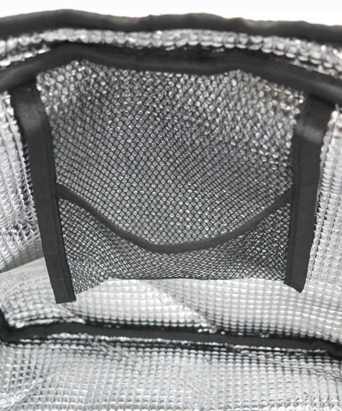 DONOBAN（ドノバン）の「保冷ソフト素材ランチボックス（ハンドバッグ・レディース・ベージュ/ブラック/ブルー・F）」の12枚目の写真