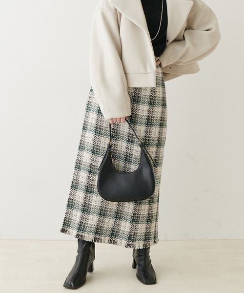 natural couture(ナチュラルクチュール)の「シーズンムード満点◎/チェックツイードハイウエストスカート(スカート・レディース・グレー/オフホワイト/グリーン・FREE)」の3枚目の写真