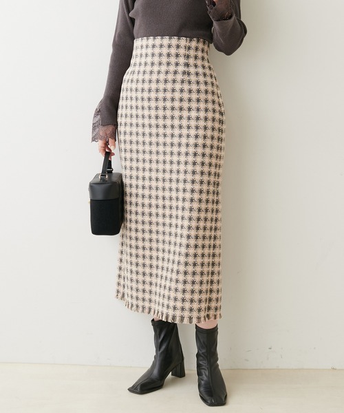 natural couture(ナチュラルクチュール)の「シーズンムード満点◎/チェックツイードハイウエストスカート(スカート・レディース・グレー/オフホワイト/グリーン・FREE)」の16枚目の写真
