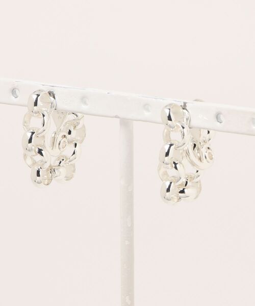 ADAM ET ROPE'（アダムエロペ）の「【LES BIJOUX】チェーンラウンドイヤリング（イヤリング・レディース・シルバー/ゴールド・FREE）」の2枚目の写真