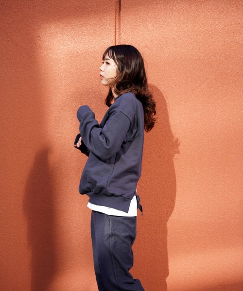 AVIREX（アヴィレックス）の「《WEB&DEPOT限定》SWITCHING PULL OVER/ スウィッチングプルオーバー（スウェット・レディース・チャコールグレー/ブルー・FREE）」の17枚目の写真