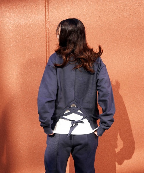 AVIREX（アヴィレックス）の「《WEB&DEPOT限定》SWITCHING PULL OVER/ スウィッチングプルオーバー（スウェット・レディース・チャコールグレー/ブルー・FREE）」の18枚目の写真