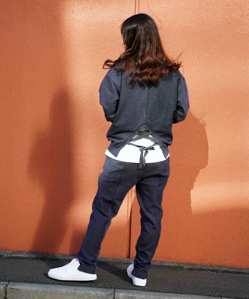 AVIREX（アヴィレックス）の「《WEB&DEPOT限定》SWITCHING PULL OVER/ スウィッチングプルオーバー（スウェット・レディース・チャコールグレー/ブルー・FREE）」の22枚目の写真