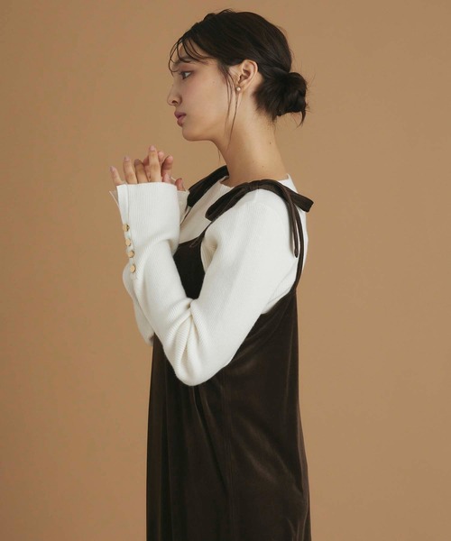 Edit Sheen(エディットシーン)の「ボートネックゴールドボタンデザインニット(ニット/セーター・レディース・ホワイト/ブラック/ネイビー/オレンジ/キャメル・M)」の12枚目の写真