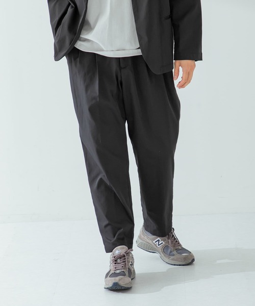 URBAN RESEARCH ROSSO MEN(アーバンリサーチロッソメン)の「『セットアップ対応』『XLサイズあり』丸井織物2タックワイドパンツ(その他パンツ・メンズ・ブラック/ネイビー・MEDIUM/X-LARGE/LARGE)」の2枚目の写真