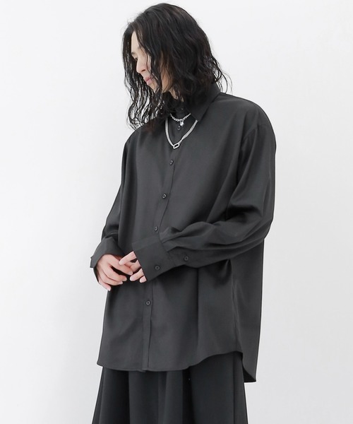 minsobi(ミンソビ)の「光沢オーバーサイズシャツ ビッグシルエットシャツ(シャツ/ブラウス・メンズ・ブラック・FREE)」の12枚目の写真