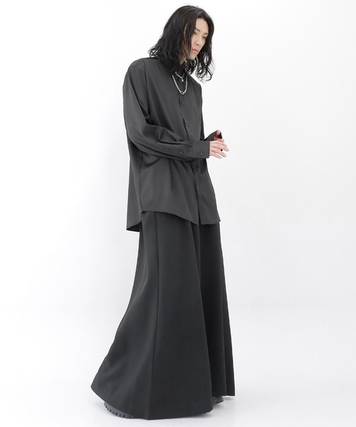 minsobi(ミンソビ)の「光沢オーバーサイズシャツ ビッグシルエットシャツ(シャツ/ブラウス・メンズ・ブラック・FREE)」の5枚目の写真