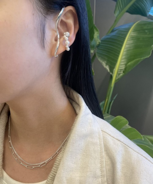 Jouete(ジュエッテ)の「イヤーカフス パール(イヤーカフ・レディース・プラチナム/ブラック系その他・FREE)」の11枚目の写真