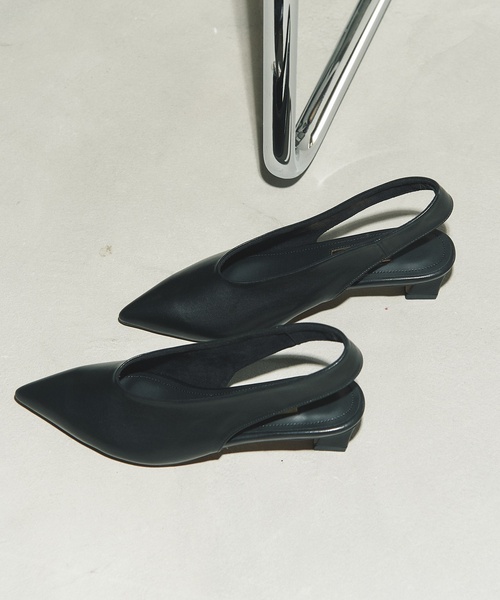 GRISE(グリーズ)の「《追加》GRISE 4cmポインテッドUカットスリングバック(パンプス・レディース・ブラック系その他/アイボリー/キャメル/カーキ・22.5cm/23cm/23.5cm/24cm/24.5cm/25cm/22cm)」の3枚目の写真