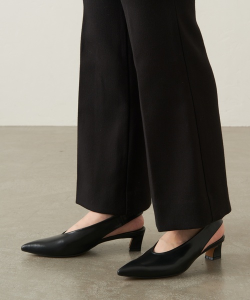 GRISE(グリーズ)の「《追加》GRISE 4cmポインテッドUカットスリングバック(パンプス・レディース・ブラック系その他/アイボリー/キャメル/カーキ・22.5cm/23cm/23.5cm/24cm/24.5cm/25cm/22cm)」の19枚目の写真