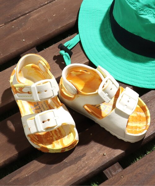 BREEZE(ブリーズ)の「EVAサンダル(サンダル・キッズ・レモンイエロー/イエロー/ピンク/ブラック/ブラウン/ベージュ/ターコイズブルー/ブルー・18/16/15 /13/21/19/17/14/20)」の6枚目の写真