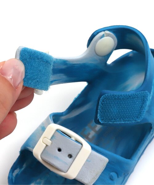 BREEZE(ブリーズ)の「EVAサンダル(サンダル・キッズ・レモンイエロー/イエロー/ピンク/ブラック/ブラウン/ベージュ/ターコイズブルー/ブルー・18/16/15 /13/21/19/17/14/20)」の16枚目の写真