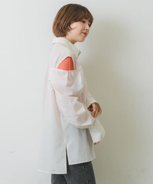 RETRO GIRL(レトロガール)の「肩開き2wayシャツ(シャツ/ブラウス・レディース・グリーン系その他/オフホワイト/ブルー・FREE)」の9枚目の写真