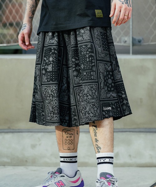 Subciety（サブサエティ）の「PAISLEY SWEAT SHORTS（スウェットパンツ・メンズ・ブラック/オリーブ/グレー・MEDIUM/LARGE/X-LARGE）」の2枚目の写真