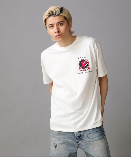 AVIREX(アヴィレックス)の「TOP GUN SHEETING PATCH T-SHIT / トップガン シーチング パッチ Tシャツ / AVIREX / アヴィレックス(Tシャツ/カットソー・メンズ・ホワイト/ブラック/オレンジ/ネイビー・M/L/2XL/XL)」の20枚目の写真