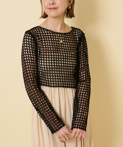 U by SPICK&SPAN（ユーバイスピックアンドスパン）の「フラワーレースプルオーバー（シャツ/ブラウス・レディース・ブラック/アイボリー・FREE）」の7枚目の写真