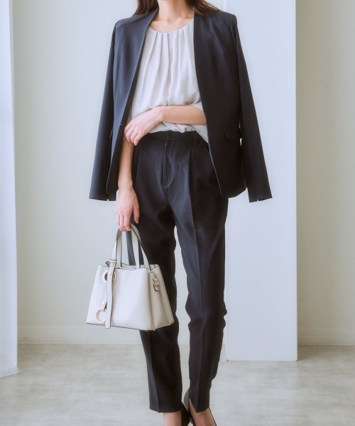 7days Life Styling（セブンデイズライフスタイリング）の「【洗濯機で洗える】うすカルタテヨコストレッチ　パンツスーツセット（スーツセット・レディース・ネイビー系/ブラック・S/LL/M/3L/L）」の5枚目の写真