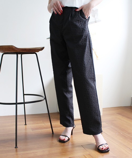 MODE ROBE(モードローブ)の「ジャガードタックパンツ(その他パンツ・レディース・ブラック/アイボリー・FREE)」の22枚目の写真