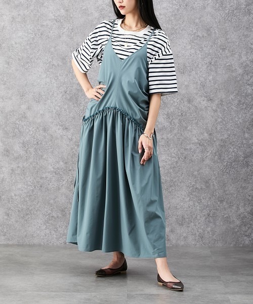 Soiunique（スワユニーク）の「サイドシャーリングキャミワンピース ［Soiunique］（ワンピース・レディース・モスグリーン/ブラック・M）」の8枚目の写真