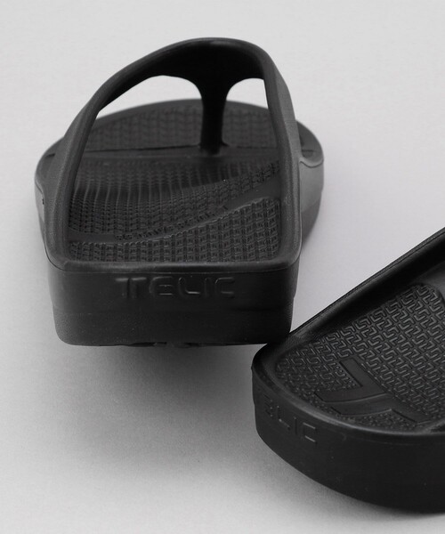 PUBLUX（パブリュクス）の「TELIC/テリック FLIP FLOP トングリカバリーサンダル（サンダル・レディース・ブラック/オフホワイト・MEDIUM/LARGE/X-LARGE/SMALL）」の12枚目の写真
