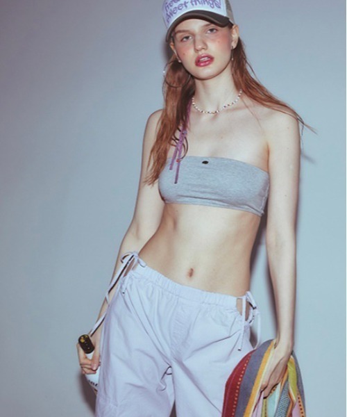 CRANK(クランク)の「韓国ブランド CRANK クランク METAL LOGO BRA TOP ブラトップ(チューブトップ・レディース・ホワイト/ブラック/杢グレー・ONE SIZE)」の17枚目の写真