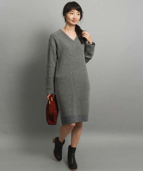 AMERICAN RAG CIE(アメリカンラグシー)の「MUNICH×AMERICAN RAG CIEラムウール片畦Vネックニットワンピース/212-MUM-MN152K08【WEB限定】(ワンピース・レディース・ブラック/グレー系その他・FREE)」の8枚目の写真