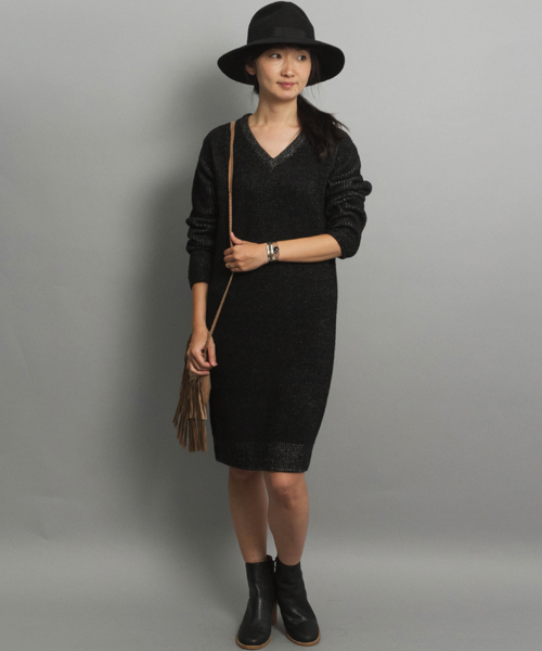 AMERICAN RAG CIE(アメリカンラグシー)の「MUNICH×AMERICAN RAG CIEラムウール片畦Vネックニットワンピース/212-MUM-MN152K08【WEB限定】(ワンピース・レディース・ブラック/グレー系その他・FREE)」の9枚目の写真