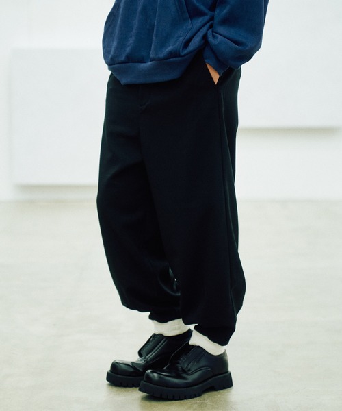 DOOPZ（ドープス）の「LOOSE RIB JOGGER PANTS / ルーズリブジョガーパンツ（その他パンツ・メンズ・ベージュ/ブラック・LARGE/MEDIUM/SMALL）」の17枚目の写真