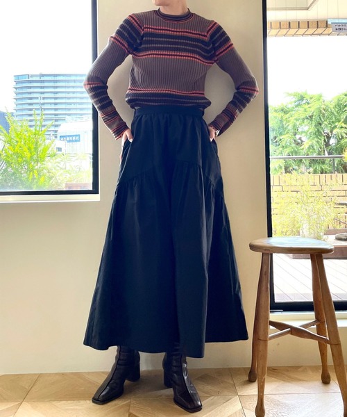 LOWRYS FARM（ローリーズファーム）の「ソデボタンマルチボーダーＬＳ　974483（ニット/セーター・レディース・アイボリー/ブラウン/パープル・FREE）」の6枚目の写真