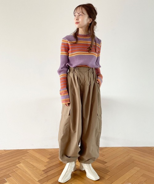 LOWRYS FARM（ローリーズファーム）の「ソデボタンマルチボーダーＬＳ　974483（ニット/セーター・レディース・アイボリー/ブラウン/パープル・FREE）」の13枚目の写真