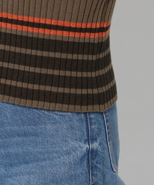 LOWRYS FARM（ローリーズファーム）の「ソデボタンマルチボーダーＬＳ　974483（ニット/セーター・レディース・アイボリー/ブラウン/パープル・FREE）」の20枚目の写真