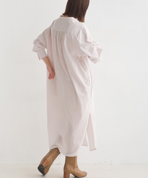 OMNES（オムネス）の「製品洗いブロードロングシャツワンピース長袖（シャツワンピース・レディース・ホワイト/ブラック系その他/ブルー/ブルー系その他/ピンク/ベージュ・FREE）」の19枚目の写真