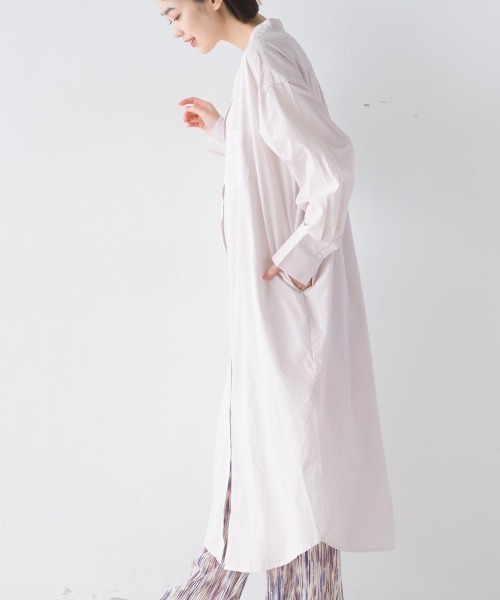 OMNES（オムネス）の「製品洗いブロードロングシャツワンピース長袖（シャツワンピース・レディース・ホワイト/ブラック系その他/ブルー/ブルー系その他/ピンク/ベージュ・FREE）」の14枚目の写真