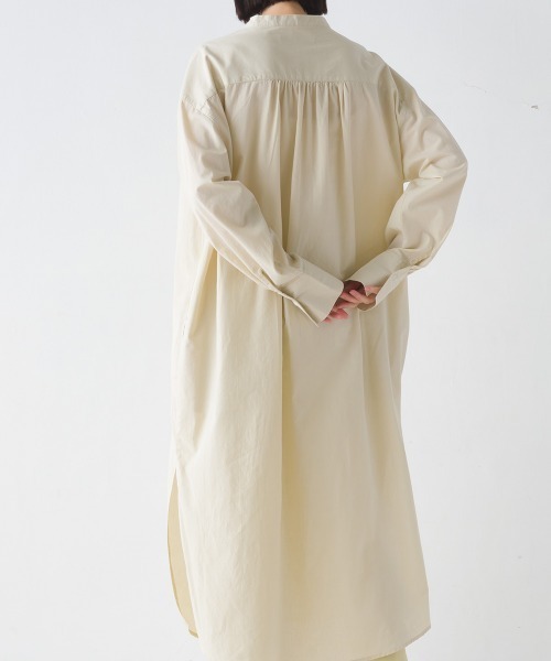 OMNES（オムネス）の「製品洗いブロードロングシャツワンピース長袖（シャツワンピース・レディース・ホワイト/ブラック系その他/ブルー/ブルー系その他/ピンク/ベージュ・FREE）」の9枚目の写真