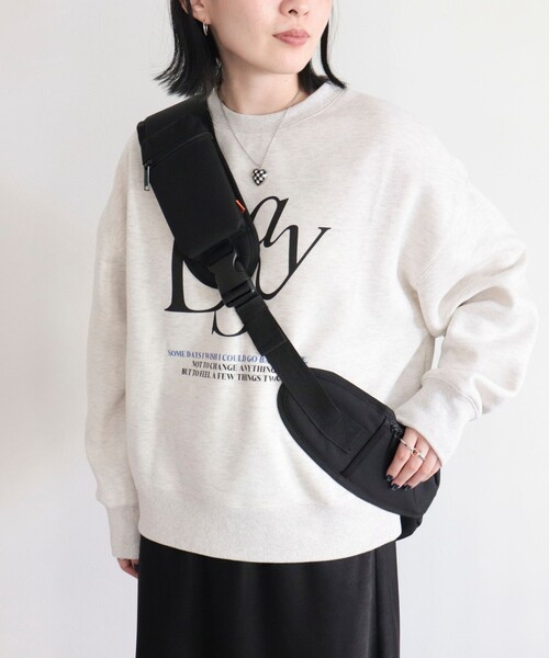 UNIVERSAL OVERALL（ユニバーサルオーバーオール）の「【UNIVERSAL OVERALL/ユニバーサルオーバーオール】ONE SHOULDER BODY WARA BAG（ボディバッグ/ウエストポーチ・レディース・グレー/ブラック・FREE）」の4枚目の写真