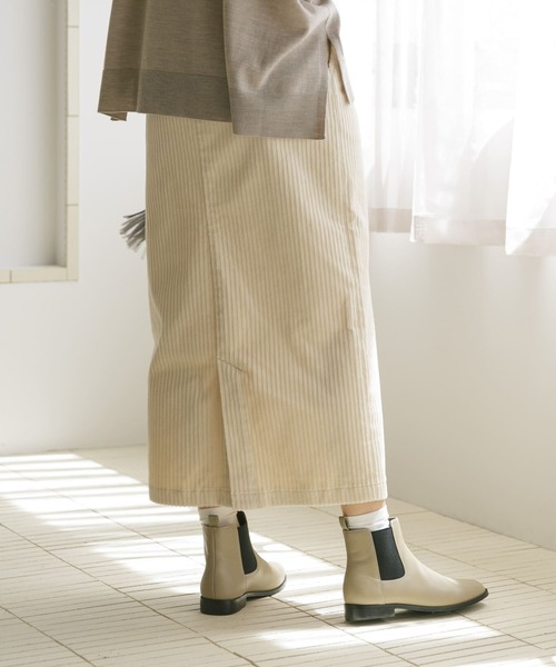 URBAN RESEARCH DOORS(アーバンリサーチドアーズ)の「コーデュロイストレートスカート(スカート・レディース・ベージュ/アイボリー・MEDIUM)」の6枚目の写真