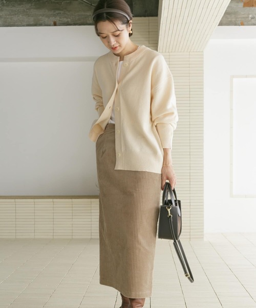 URBAN RESEARCH DOORS(アーバンリサーチドアーズ)の「コーデュロイストレートスカート(スカート・レディース・ベージュ/アイボリー・MEDIUM)」の21枚目の写真