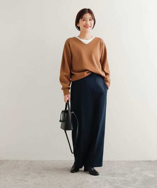 URBAN RESEARCH DOORS(アーバンリサーチドアーズ)の「ミラノリブVネックプルオーバー(ニット/セーター・レディース・グレー系その他/キャメル/ブラック・MEDIUM)」の10枚目の写真