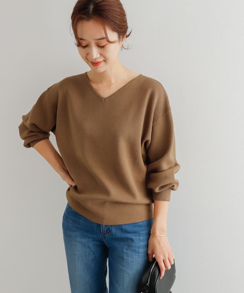 URBAN RESEARCH DOORS(アーバンリサーチドアーズ)の「ミラノリブVネックプルオーバー(ニット/セーター・レディース・グレー系その他/キャメル/ブラック・MEDIUM)」の20枚目の写真