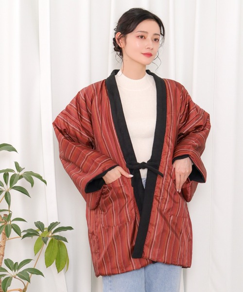 KYOETSU(キョウエツ)の「リバーシブルフリース半纏 C(その他アウター・レディース・ブラック×ホワイト/ブラウン系その他/レッド系その他/エンジ/ネイビー系/ブラック系その他/グレー×ホワイト/ネイビー系2・M/L)」の7枚目の写真