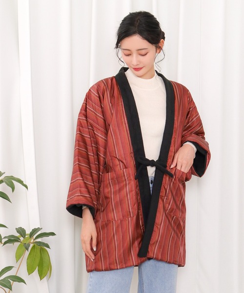 KYOETSU(キョウエツ)の「リバーシブルフリース半纏 C(その他アウター・レディース・ブラック×ホワイト/ブラウン系その他/レッド系その他/エンジ/ネイビー系/ブラック系その他/グレー×ホワイト/ネイビー系2・M/L)」の21枚目の写真