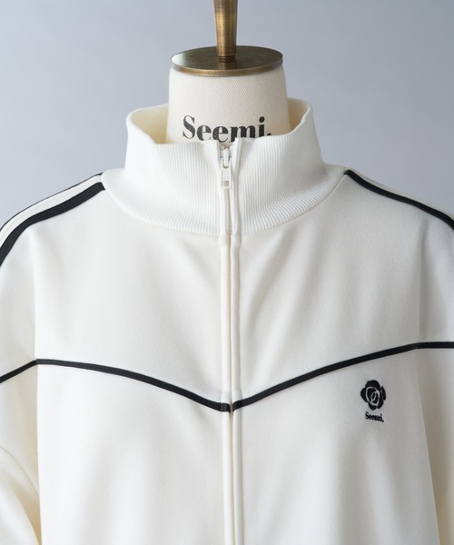 Seemi. byNICECLAUP( シーミーバイナイスクラップ)の「【Seemi.】ライン入りダブルジップアップトップス(ジャージ・レディース・ブラック/オフホワイト/サックスブルー・FREE)」の13枚目の写真