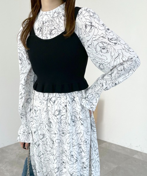 mysty woman(ミスティウーマン)の「ニットビスチェSET花ワンピース 102502(ワンピース・レディース・ライトグリーン/ベージュ/オフホワイト・FREE)」の2枚目の写真