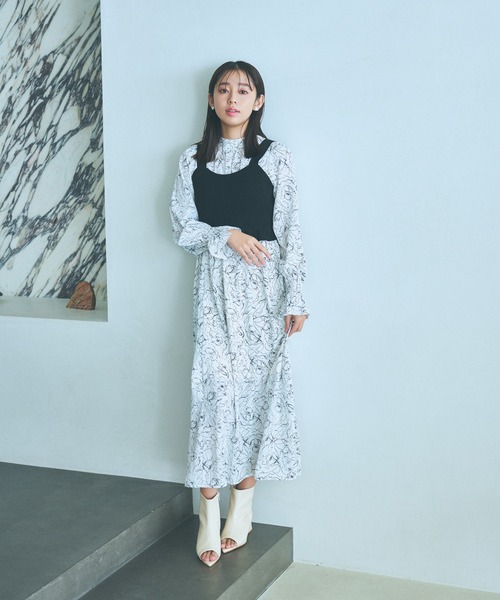 mysty woman(ミスティウーマン)の「ニットビスチェSET花ワンピース 102502(ワンピース・レディース・ライトグリーン/ベージュ/オフホワイト・FREE)」の8枚目の写真