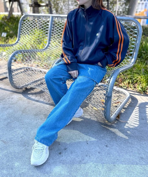 LEPSIM(レプシィム)の「配色トラックジャケット 991192(ジャージ・レディース・グレー/オフホワイト/ブルー/ネイビー・FREE)」の16枚目の写真