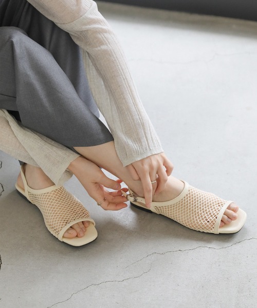 select MOCA（セレクトモカ）の「メッシュフラットサンダル（サンダル・レディース・アイボリー/ブラック・LARGE/MEDIUM/SMALL）」の12枚目の写真