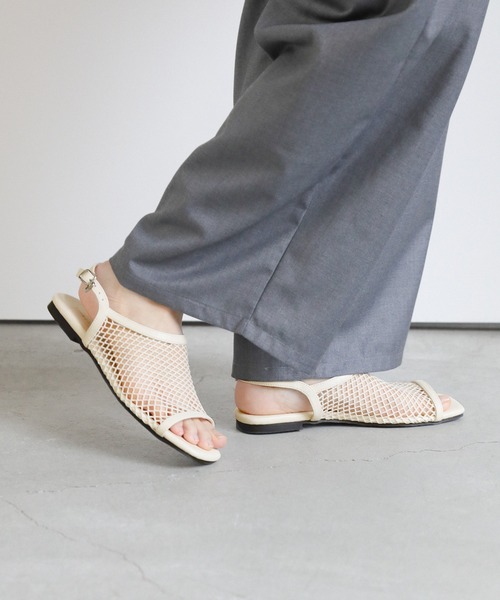 select MOCA（セレクトモカ）の「メッシュフラットサンダル（サンダル・レディース・アイボリー/ブラック・LARGE/MEDIUM/SMALL）」の19枚目の写真